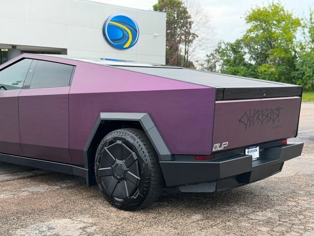 2024 Tesla Cybertruck Cyberbeast AWD - 23037026 - 12