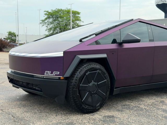 2024 Tesla Cybertruck Cyberbeast AWD - 23037026 - 2