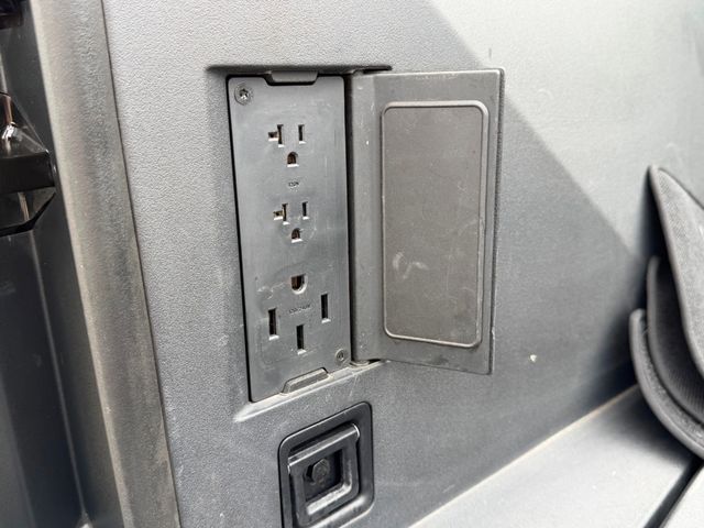 2024 Tesla Cybertruck Cyberbeast AWD - 23037026 - 47