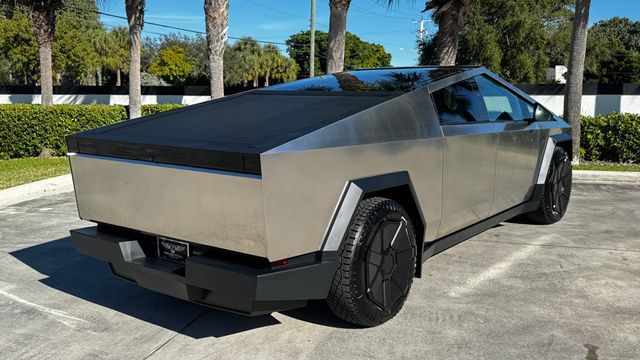 2024 Tesla Cybertruck Cyberbeast AWD - 22965490 - 5