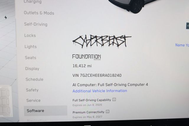 2024 Tesla Cybertruck Cyberbeast AWD w/ Foundation Series Package - 23030968 - 12