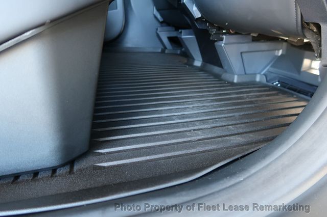 2024 Tesla Cybertruck Cybertruck - 22629031 - 24