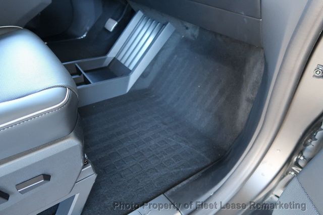 2024 Tesla Cybertruck Cybertruck - 22629031 - 32