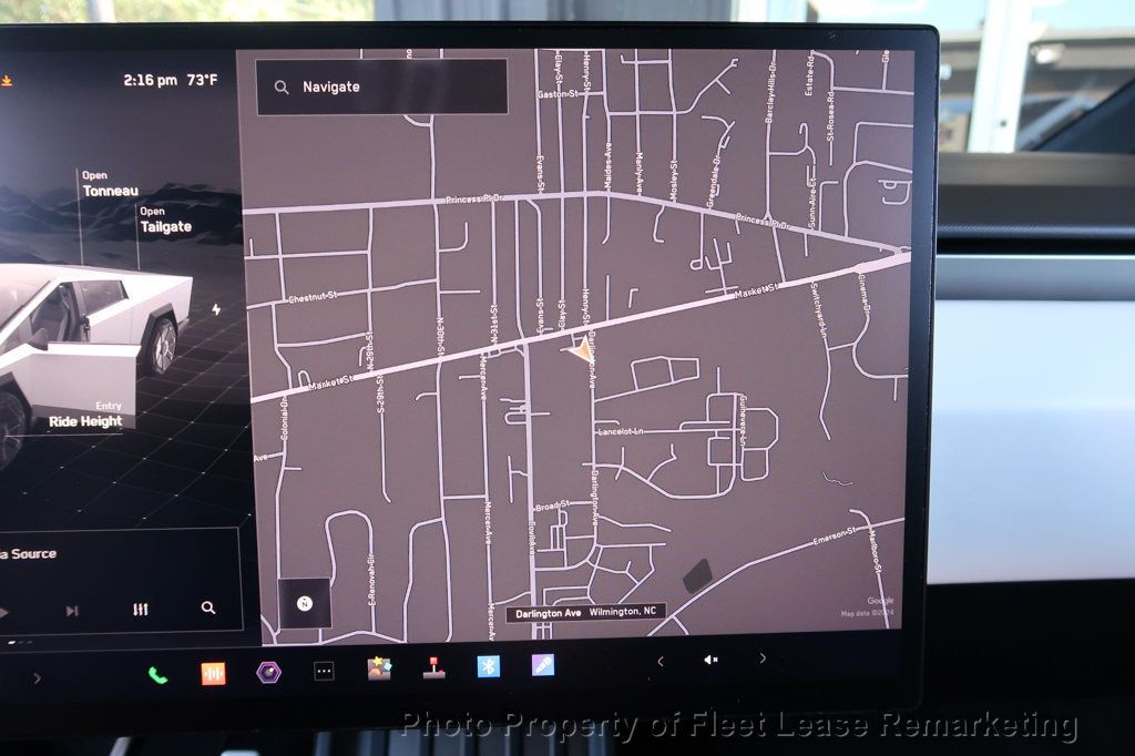 2024 Tesla Cybertruck Cybertruck - 22629031 - 46