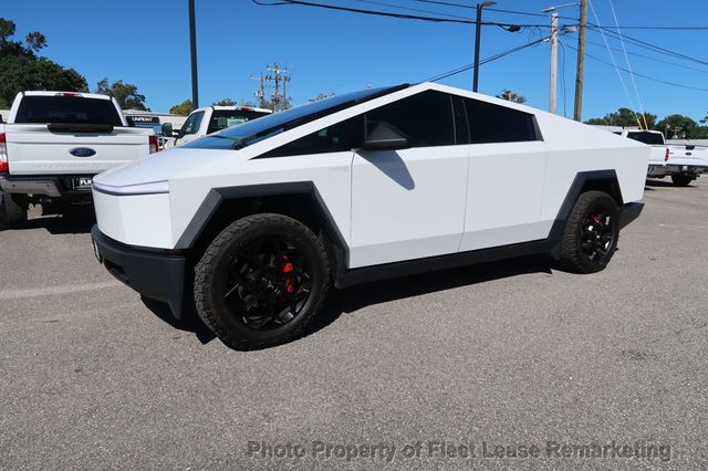 2024 Tesla Cybertruck Cybertruck - 22629031 - 66