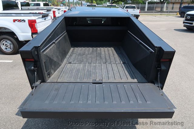 2024 Tesla Cybertruck Cybertruck Foundation - 23013821 - 17