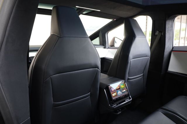 2024 Tesla Cybertruck FOUNDATION - 23031382 - 17