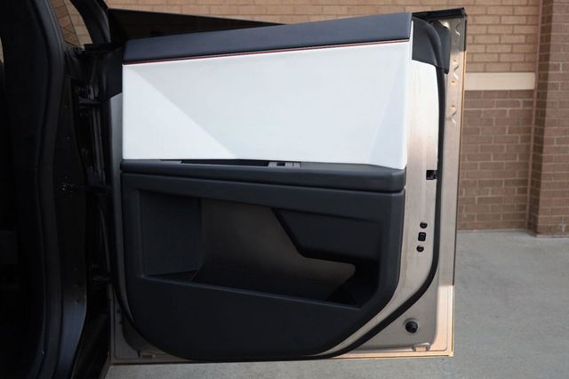 2024 Tesla Cybertruck Foundation Series - 23084689 - 23