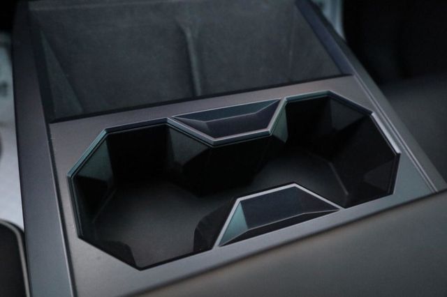 2024 Tesla Cybertruck Foundation Series - 23084689 - 35