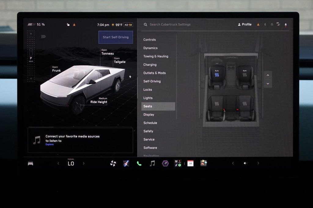 Tesla Cybertruck photo 48