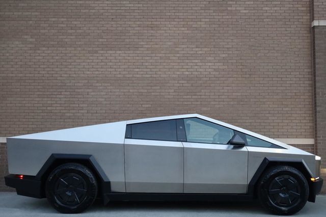 2024 Tesla Cybertruck Foundation Series - 23084813 - 2