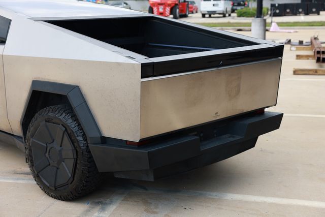 2024 Tesla Cybertruck Foundation Series AWD w/FSD - 23022298 - 48