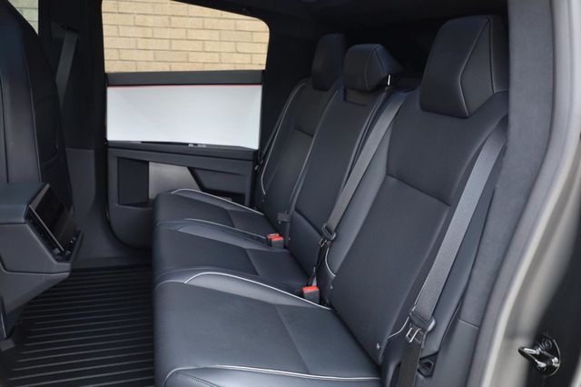 2024 Tesla Cybertruck FOUNDERS EDITION - 23025212 - 19