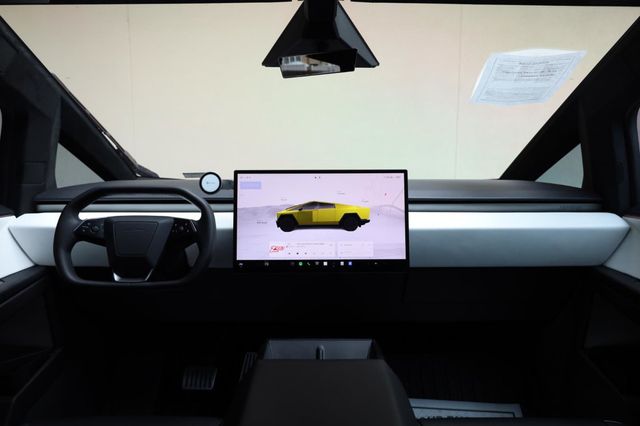 2024 Tesla Cybertruck FOUNDERS EDITION - 23025212 - 31