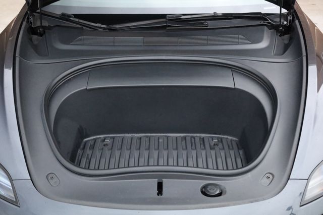 2024 Tesla Model 3  - 22971731 - 9