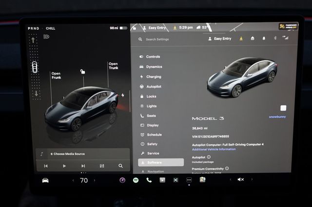 2024 Tesla Model 3  - 22971731 - 34