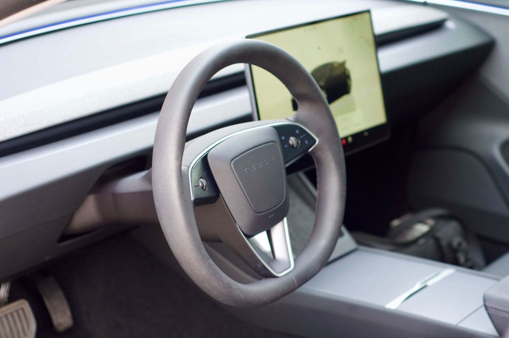 2024 Tesla Model 3 LocalTrade/Heated&CooledFront&RearSeats/AmbientLighting/NAV - 22976128 - 14