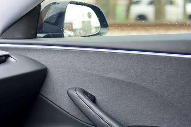 2024 Tesla Model 3 LocalTrade/Heated&CooledFront&RearSeats/AmbientLighting/NAV - 22976128 - 25