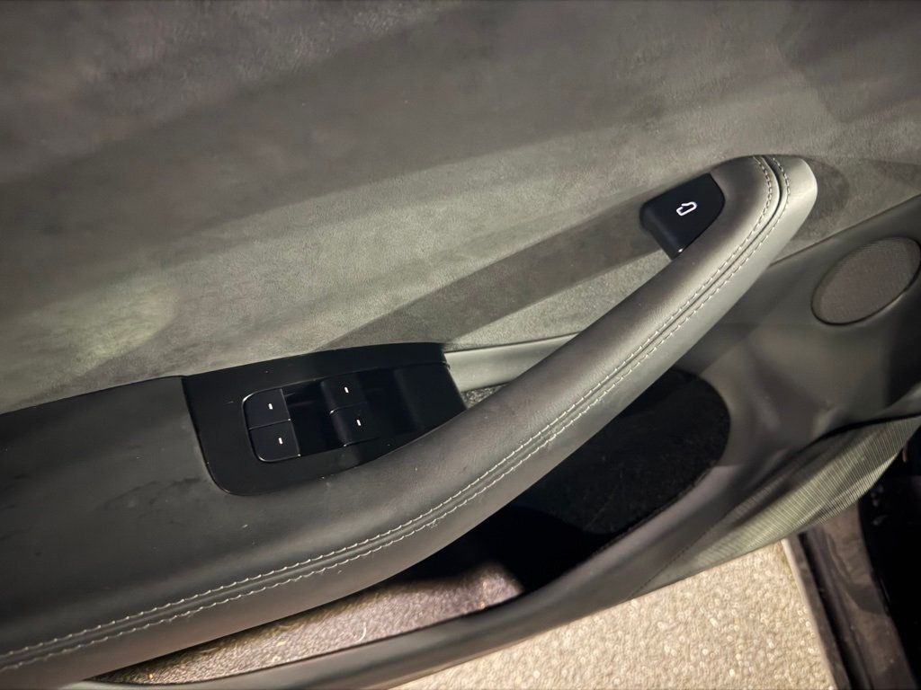 2024 Tesla Model 3 Long Range AWD - 22975734 - 12