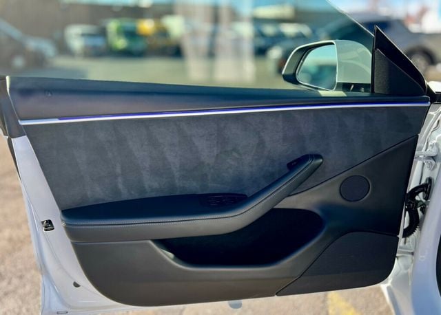 2024 Tesla Model 3 Long Range AWD - 22950217 - 11