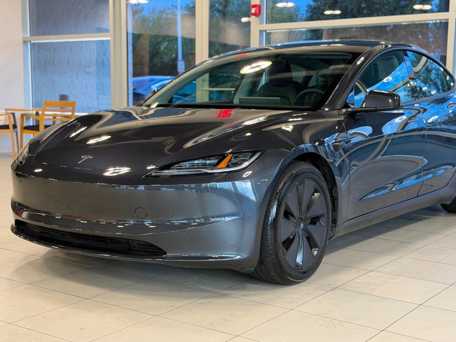 2024 Tesla Model 3 Long Range photo 3