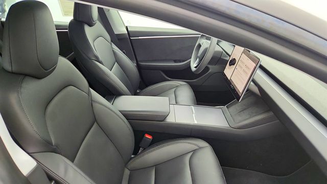 2024 Tesla Model 3 Long Range AWD - 22965160 - 26