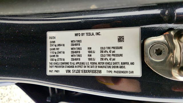 2024 Tesla Model 3 Long Range AWD w/ White & Black Premium Interior - 23001494 - 22