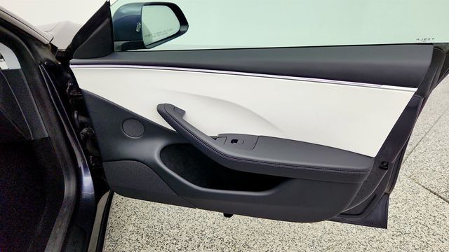 2024 Tesla Model 3 Long Range AWD w/ White & Black Premium Interior - 23001494 - 29