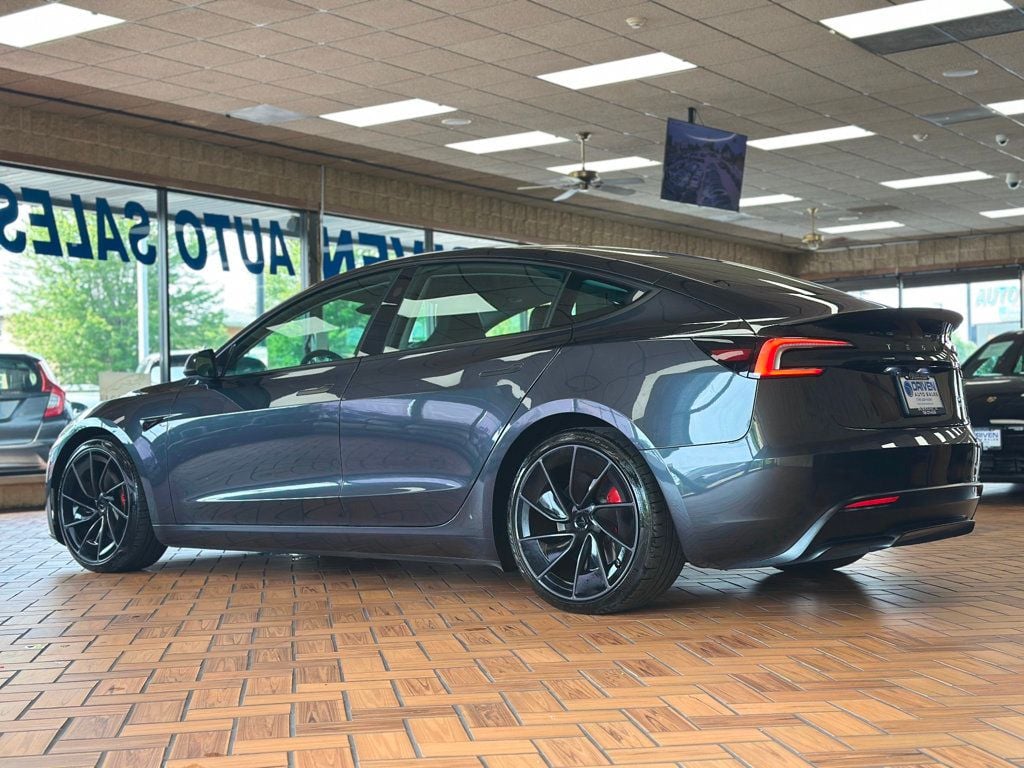 2024 Tesla Model 3 Performance photo 10