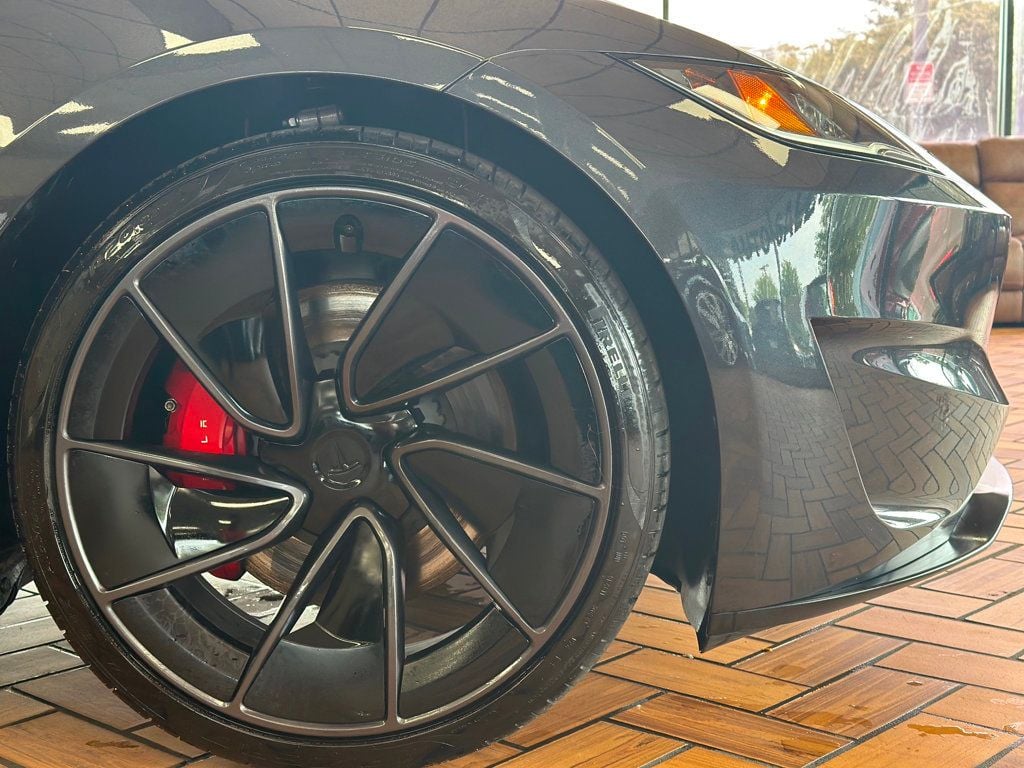 2024 Tesla Model 3 Performance photo 12