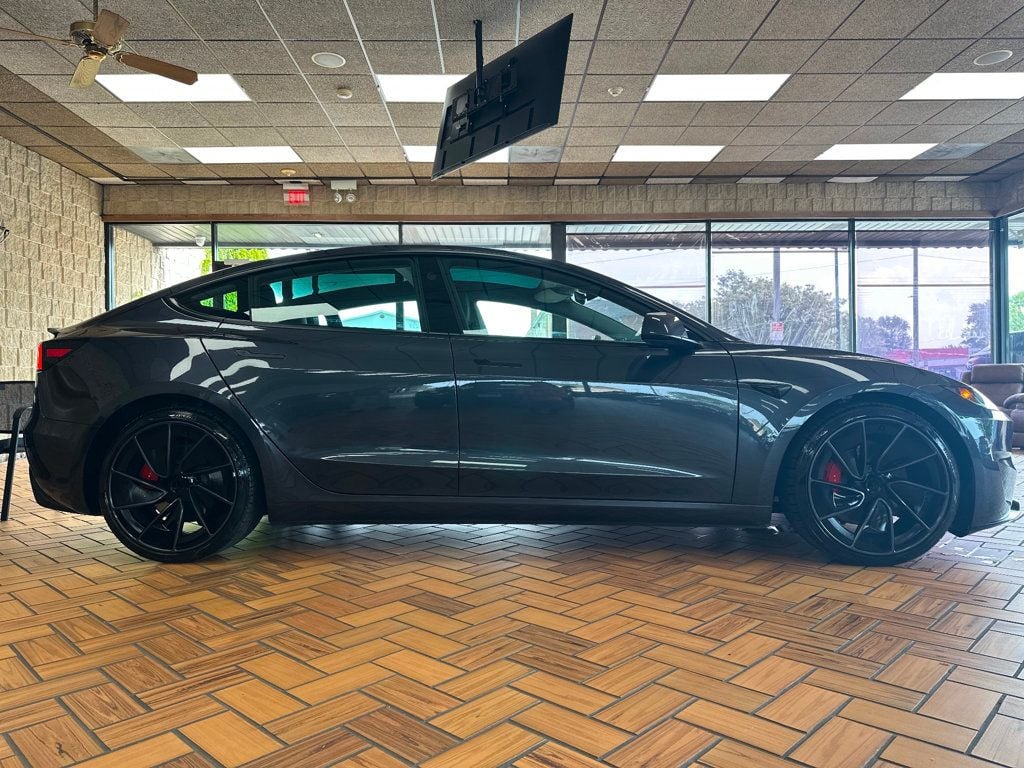 2024 Tesla Model 3 Performance photo 13