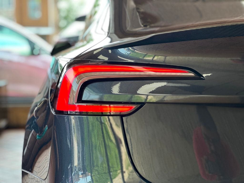 2024 Tesla Model 3 Performance photo 16