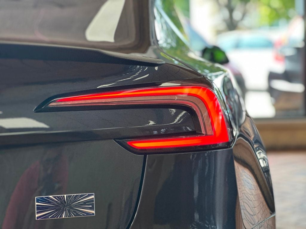 2024 Tesla Model 3 Performance photo 17