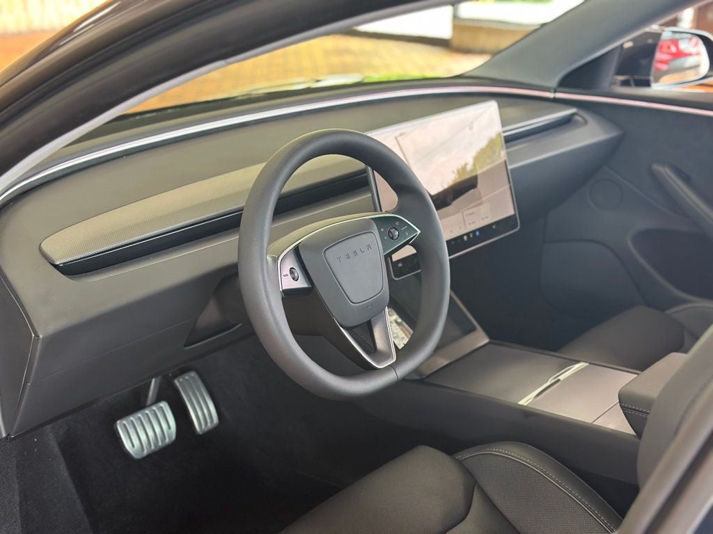 2024 Tesla Model 3 Performance photo 21