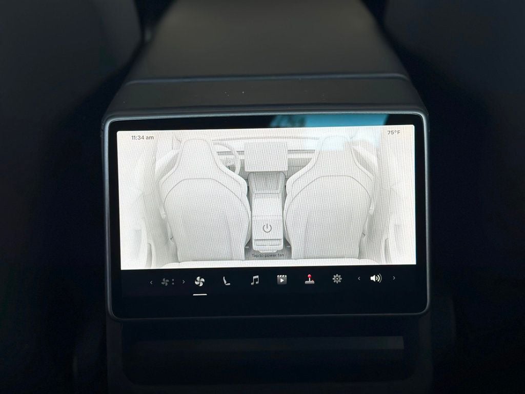 2024 Tesla Model 3 Performance photo 24