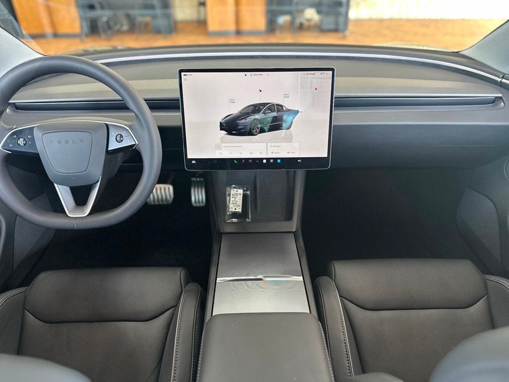 2024 Tesla Model 3 Performance photo 28