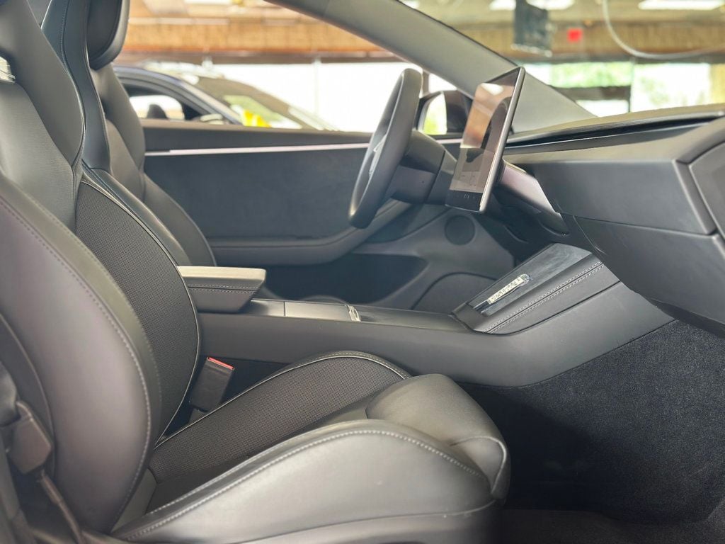 2024 Tesla Model 3 Performance photo 32