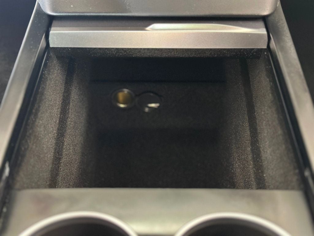 2024 Tesla Model 3 Performance photo 45