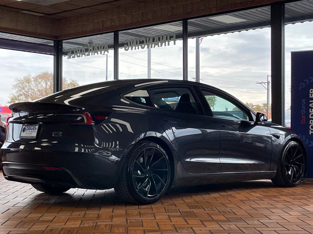 2024 Tesla Model 3 Performance AWD - 22945372 - 11