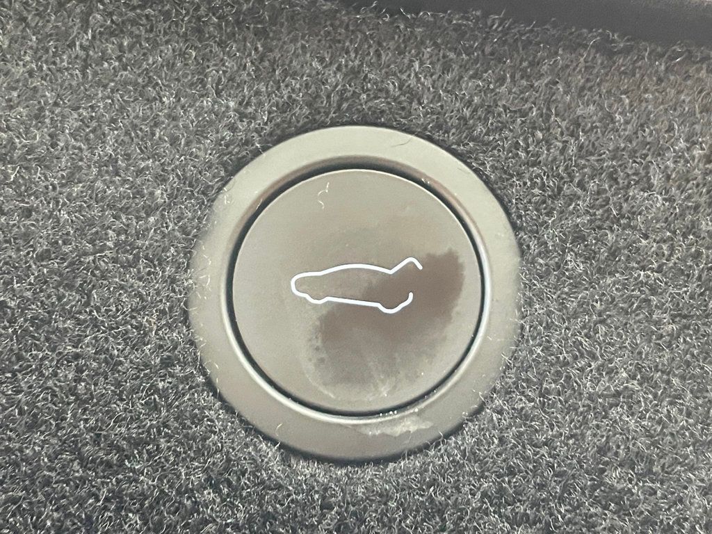 2024 Tesla Model 3 Performance AWD - 22945372 - 23