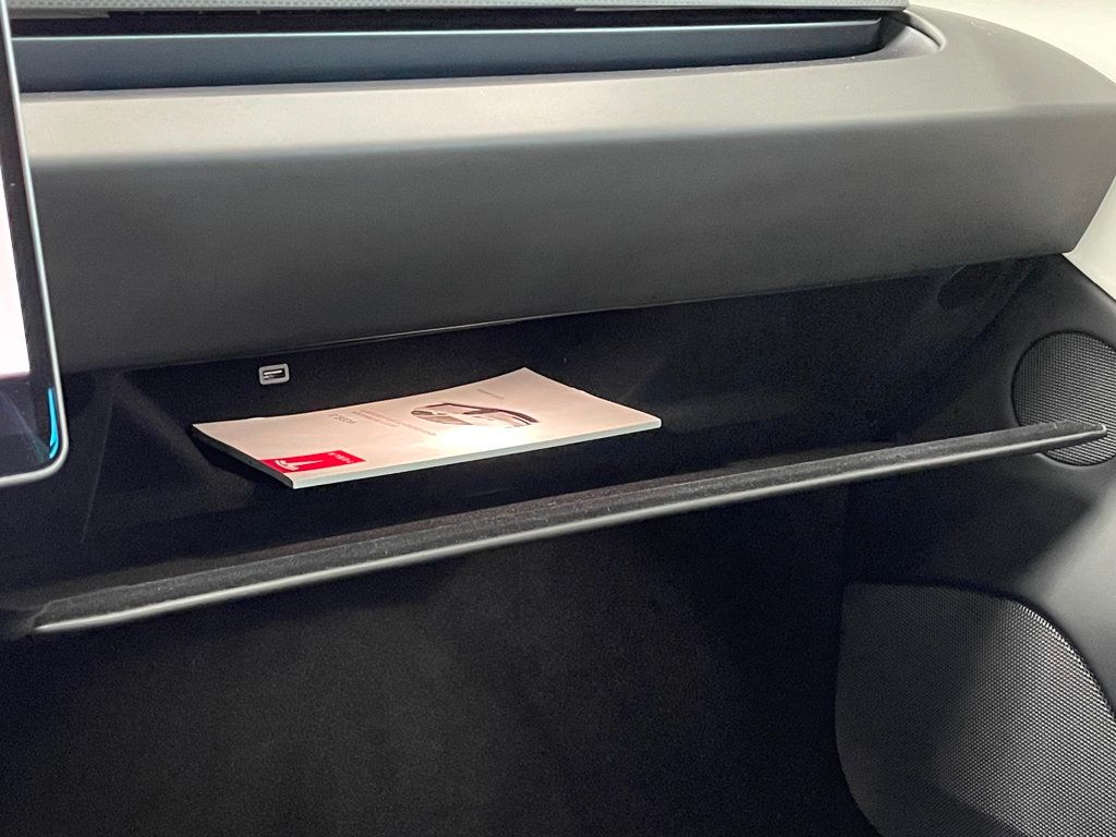 2024 Tesla Model 3 Performance AWD - 22945372 - 51