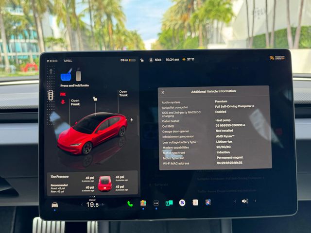 2024 Tesla Model 3 Performance AWD - 23027289 - 28