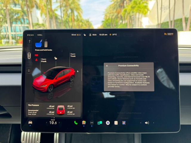 2024 Tesla Model 3 Performance AWD - 23027289 - 30