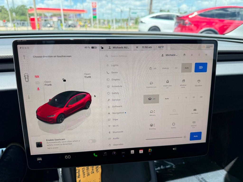 2024 Tesla Model 3 Performance AWD - 23035391 - 11