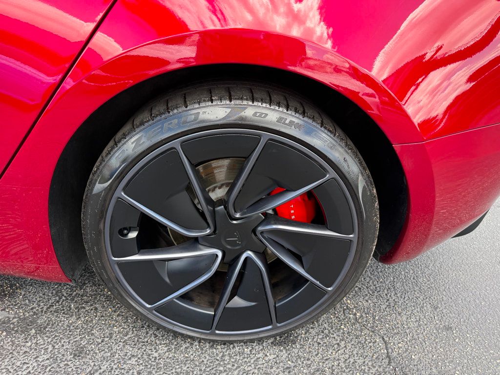 2024 Tesla Model 3 Performance AWD - 23035391 - 36