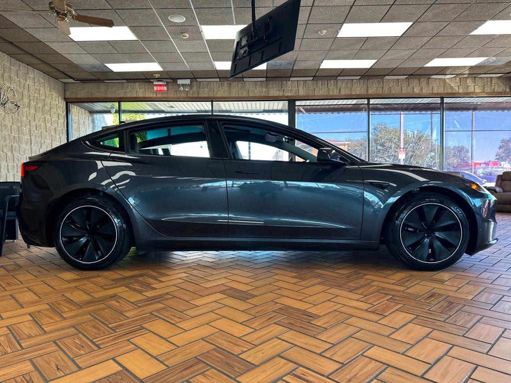 2024 Tesla Model 3 photo 13