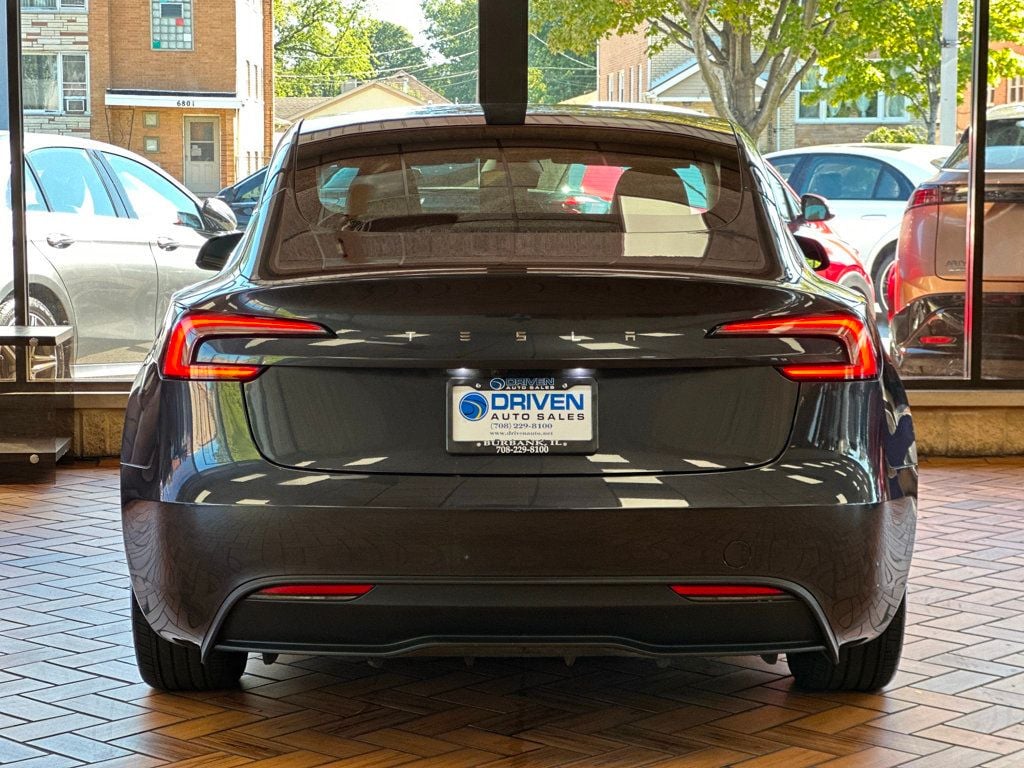 2024 Tesla Model 3 photo 15