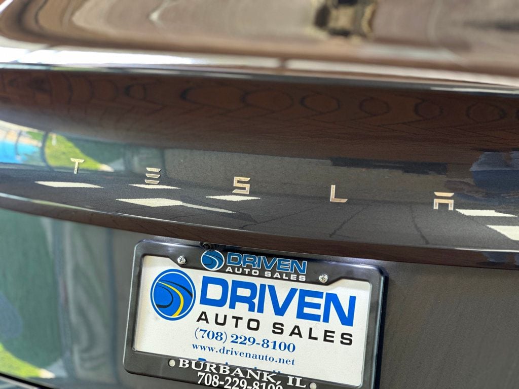 2024 Tesla Model 3 photo 16