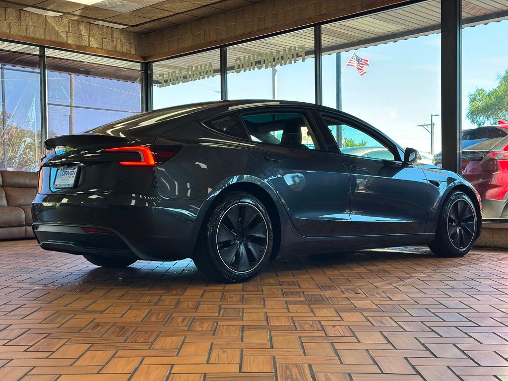 2024 Tesla Model 3 photo 17