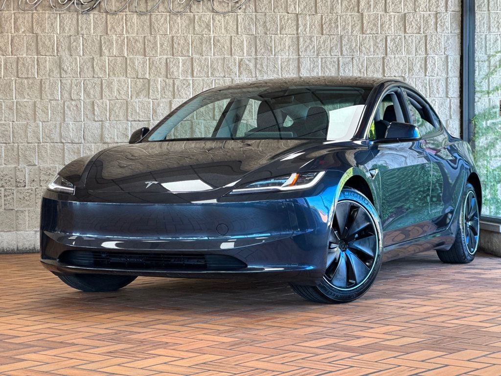 2024 Tesla Model 3 photo 2